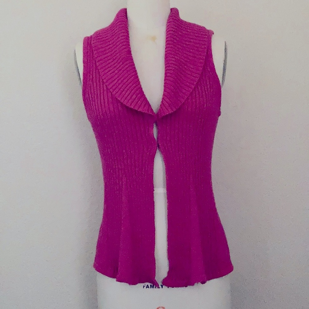 Sleeveless Knit Vest